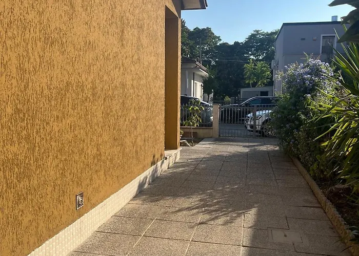 Emma بيت للعطل